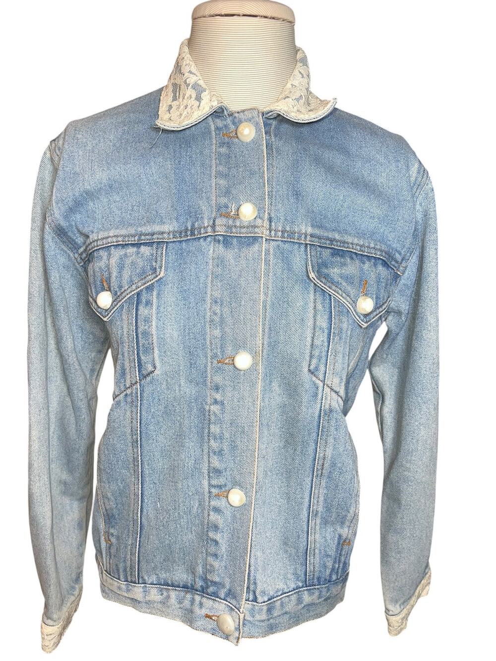 Vintage cottage core Gloria Vanderbilt denim and lace jean jacket women's  small